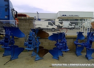 Aladros de 2 rejas marca Mendivil del 2, 3 y 4.
 - Mendivil nº4 Hidraulico
 - Mendivil nº4 Hidraulico con cerrojo
 - Mendivil nº3 Hidraulico
 - 2 unidades Mendivil nº2
 - 2 unidades Mendivil nº1