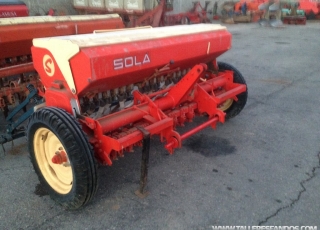 Seed drill brand Sola Supercombi 784 of 2.5 m and 17 arms