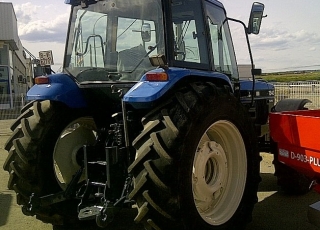 Tractor Ford 7840 Doble tracción, 7.293 horas