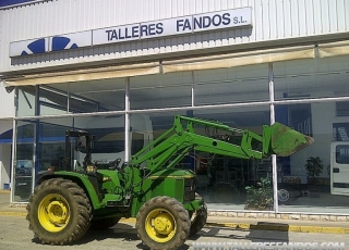 Used Tractor brand Jhon deere 6300, 9.127 hours, 4x4, with loader.