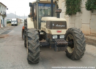 Tractor Lamborghini, modelo 1506, de 140CV, doble tracción, 4777 horas, año 1990.