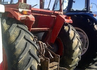 Tractor agricola Massey Ferguson 1195, simple tracción, 95cv