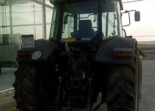 Tractor usado Massey Ferguson, modelo 6170, 103cv, doble tracción, del año 1996, con 8.287 horas