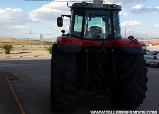 Tractor  Massey Ferguson 6495, 4x4, year 2004