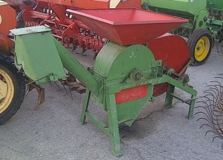 Molino de 37 martillos marca Nalon.