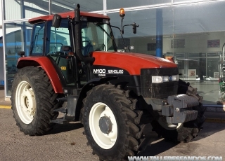 Tractor agrícola New holland M-100, doble tracción, cambio mecánico, 4.341 horas, ruedas delanteras nuevas.