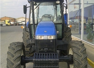 Tractor New holland TD5050, 95hp, 4x4, year 2008, 1.818 hours.