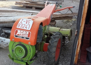 Motocultor marca Agria, modelo 2700DL