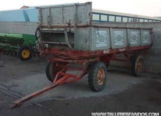 Tipper trailer of two axels, dimensions 3.75x1.8x1.10m