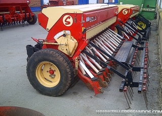 Seed drill brand Sola, model Eurocombi 888V, 3.5 meters, 29 arms.