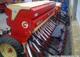 Seed drill brand Sola model Eurosem-888, 3 meters, 25 arms.