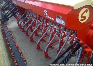 Seed drill Brand SOLA model Supersem - 784, of 3.45 meters and 25 arms.