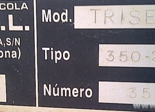 Sembradora marca SOLA modelo Trisem - 194, de 3.5 metros y 25 Rejas