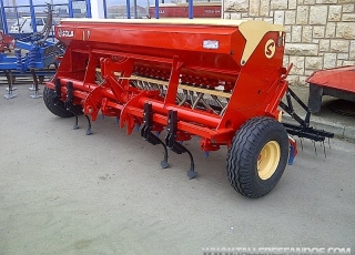 Seed drill Brand SOLA model Trisem - 194,  3.5 meters and 25 arms