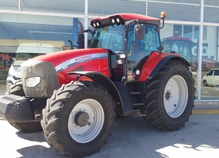 McCormick TTX190, doble traccion, suspension en cabina y en eje delantero regulable, 4 distribuidores electrohidraulicos, cambio xtraspeed,