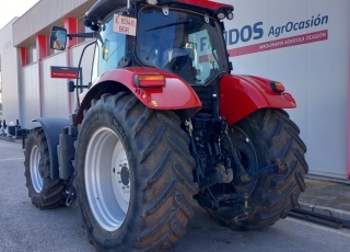 CASE IH PUMA 175 CVX con tan solo 4.800 horas de trabajo, cambio continuo CVX a 50 km/h, con inversor hidraulico, suspension delantera y en cabina, 3 distribuidores electrohidraulicos traseros, enganche oscilante mas barra de tiro, pesa delantera de 1000 kg