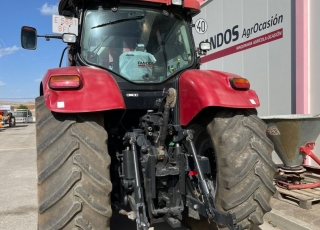 CASE IH PUMA 180 FPS + PALA  - 180 cv de potencia
- 7.600 horas de trabajo
- Suspension en cabina
- Ruedas en buen estado
- 3 distribuidores mecanicos
- Pala Cargadora LOPEZ GARRIDO
- Uñas porta palets hidráulicas