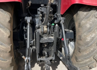 CASE IH PUMA 180 FPS + PALA  - 180 cv de potencia
- 7.600 horas de trabajo
- Suspension en cabina
- Ruedas en buen estado
- 3 distribuidores mecanicos
- Pala Cargadora LOPEZ GARRIDO
- Uñas porta palets hidráulicas