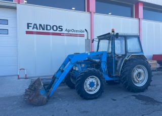 FORD 6610 DT + PALA  - Cambio manual
- 40 km/h velocidad
- Doble tracción 
- Pala Cargadora El León 3 pistones 
- 14.900 horas
- Ruedas nuevas 420/85R34 Y 340/85R24