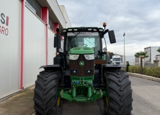 JOHN DEERE 6215R  - 215 cv
- año 2017
- 5.150 horas
- tripuntal delantero con salidas hidráulicas
- 4 distribuidores traseros
- suspensión delantera y en cabina
- cambio continuo a 40 km/h
