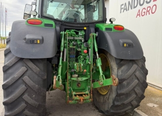 JOHN DEERE 6215R  - 215 cv
- año 2017
- 5.150 horas
- tripuntal delantero con salidas hidráulicas
- 4 distribuidores traseros
- suspensión delantera y en cabina
- cambio continuo a 40 km/h