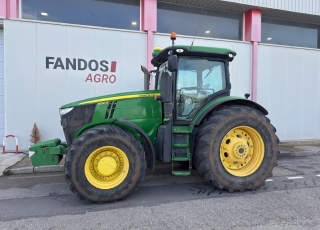 JOHN DEERE 7230R  - 9.200 horas
- 06/2012
- cambio automatico
- sistema de autoguiado john deere
- suspension delantera y en cabina
- 5 distribuidores traseros
- ruedas en buen uso