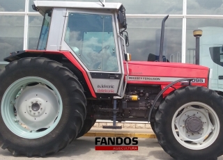 Tractor OCASION marca MASSEY FERGUSON 3095 4RM, con 7420 horas.