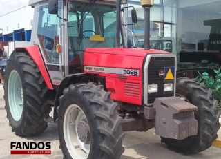 Tractor OCASION marca MASSEY FERGUSON 3095 4RM, con 7420 horas.