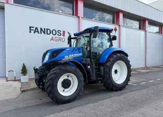 NEW HOLLAND T7.210 AC  - 6.000 horas
- 165 cv
- año 2018
- suspension delantera y en cabina
- cambio continuo a 40 km/h
- 4 distribuidores traseros (1 para tripuntal delantero)
- tripuntal delantero