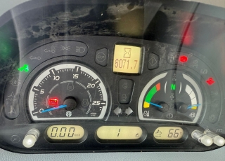 NEW HOLLAND T7.210 AC  - 6.000 horas
- 165 cv
- año 2018
- suspension delantera y en cabina
- cambio continuo a 40 km/h
- 4 distribuidores traseros (1 para tripuntal delantero)
- tripuntal delantero