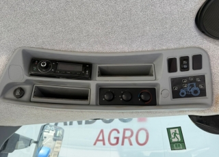 NEW HOLLAND T7.210 AC  - 6.000 horas
- 165 cv
- año 2018
- suspension delantera y en cabina
- cambio continuo a 40 km/h
- 4 distribuidores traseros (1 para tripuntal delantero)
- tripuntal delantero