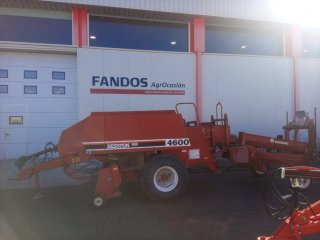 HESSTON 4600 HESSTON 4600